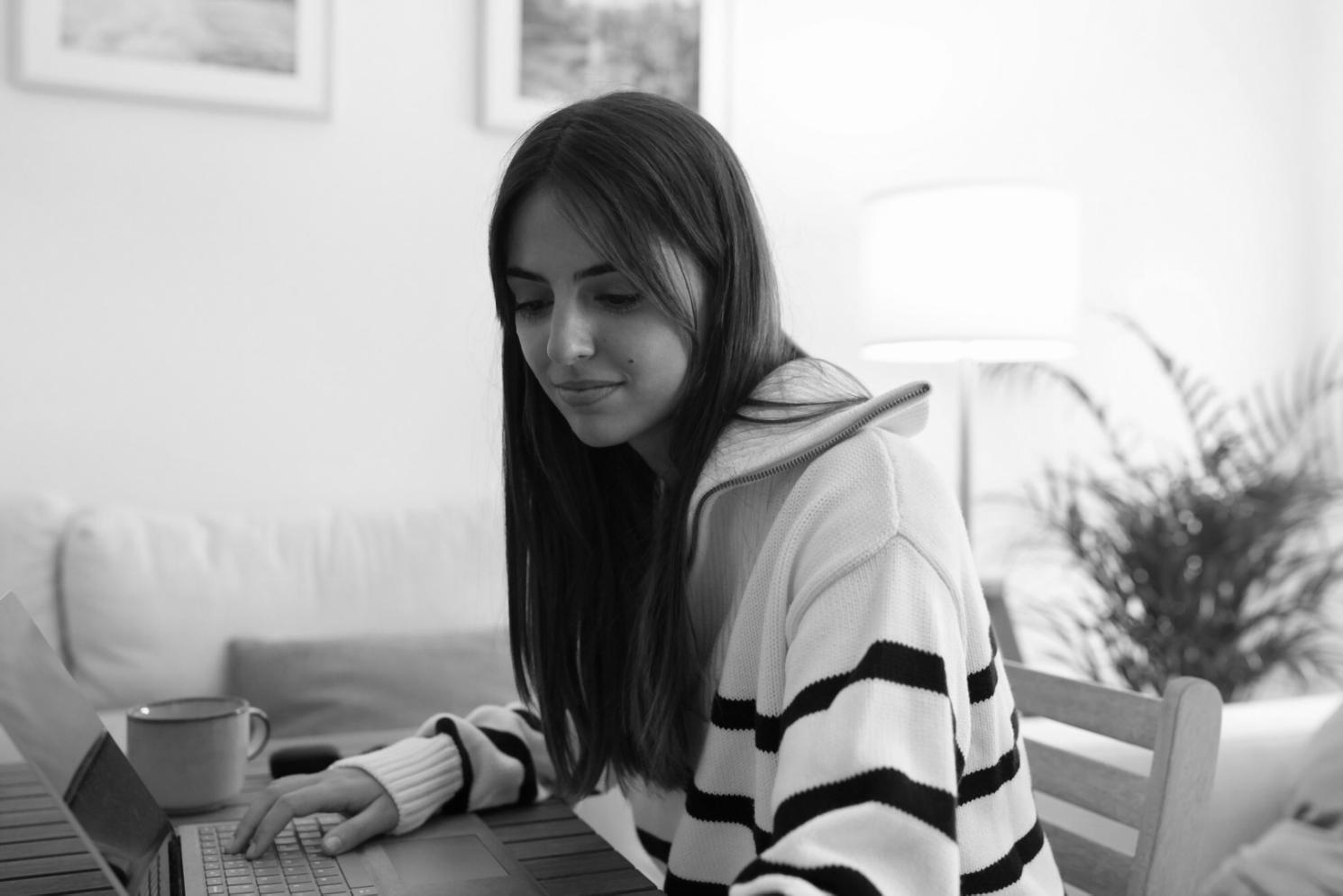 Sesión de formación financiera con análisis de datos